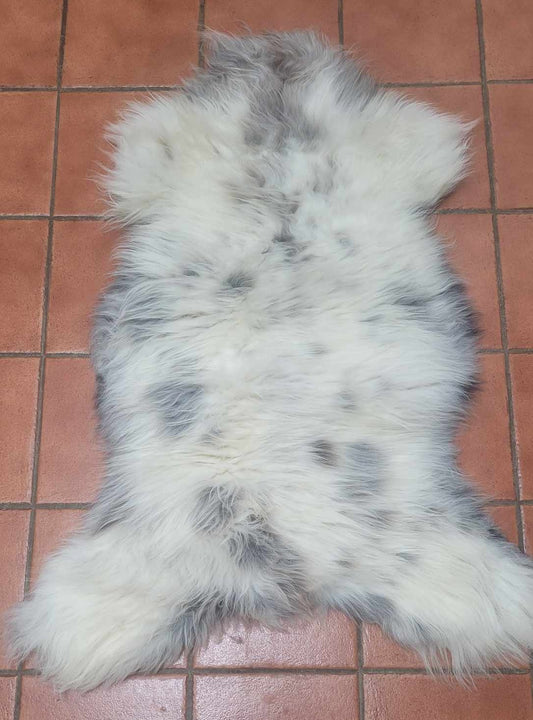 Spotted Natural Sheepskin