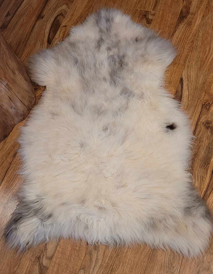 Spotted Natural Sheepskin