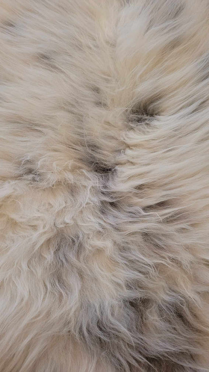 Spotted Natural Sheepskin